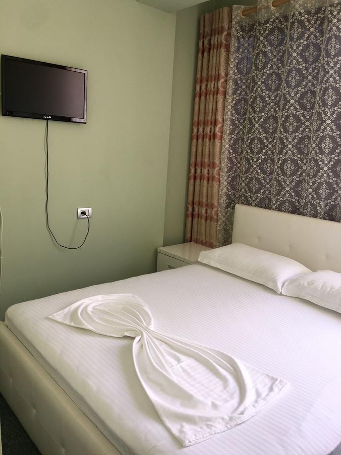 British Hotel Himarë Exterior foto
